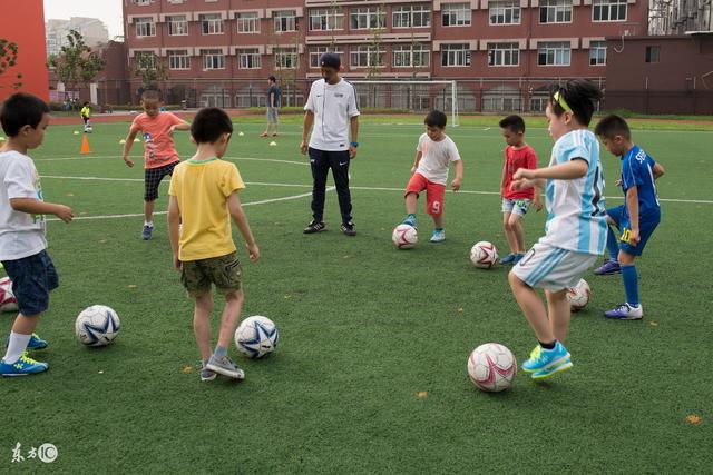 中超第六轮：山东泰山战平上海海港 天津津门虎迎赛季首胜