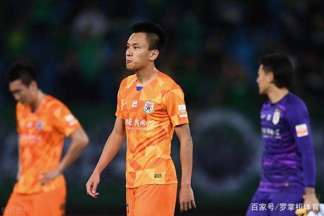 库里缺阵库明加轰33分 勇士险胜火箭终结5连败